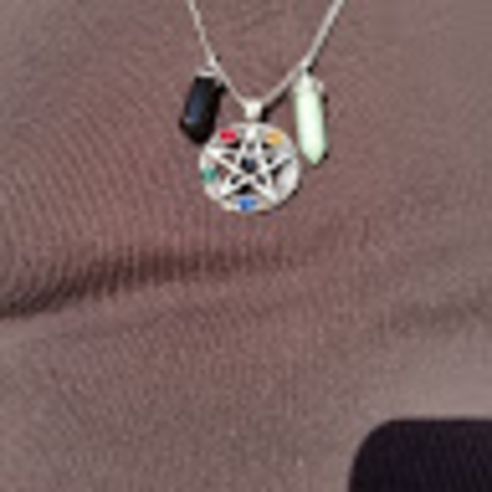 Meet your Posher, Carlos